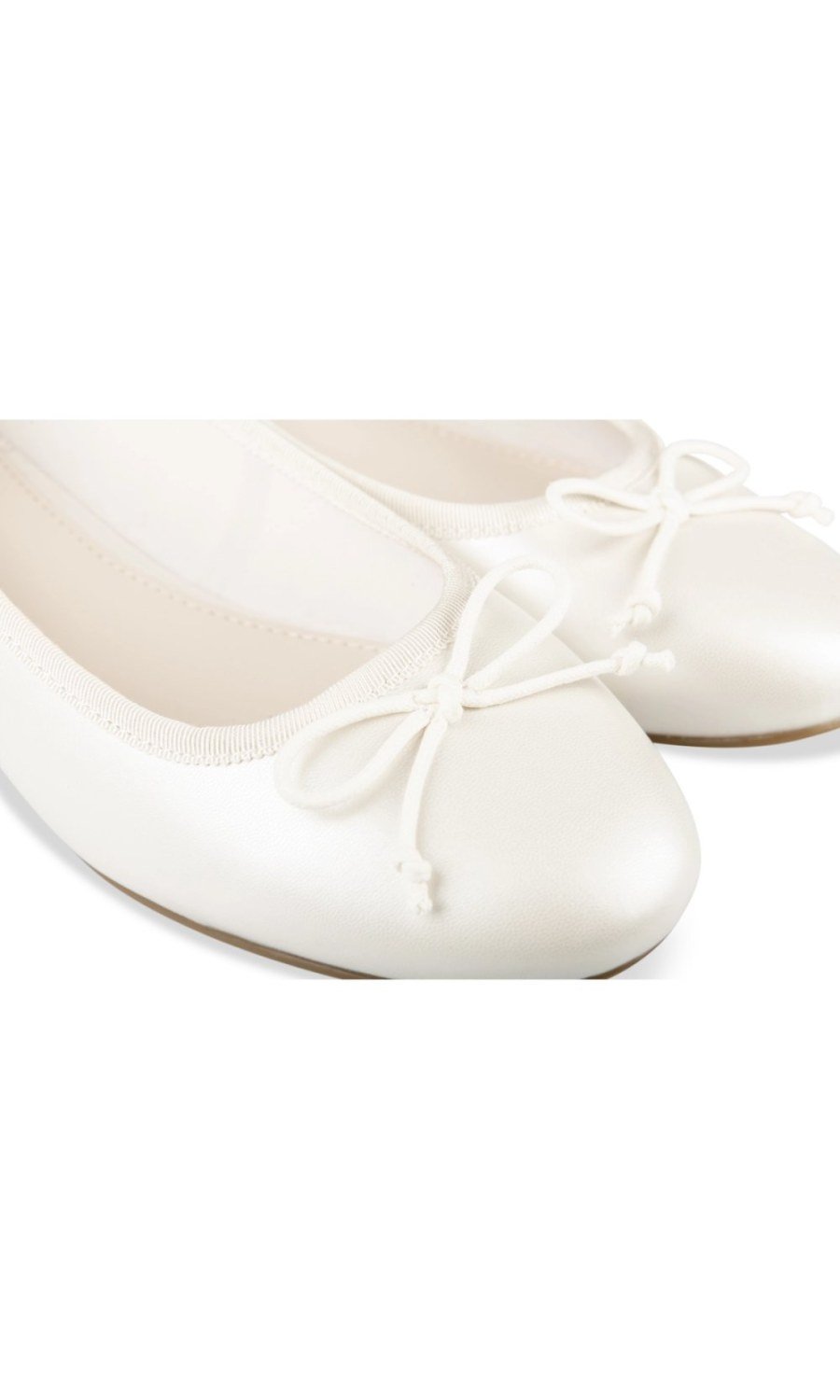 Ballerines b talon sghir w fiyonka fddi