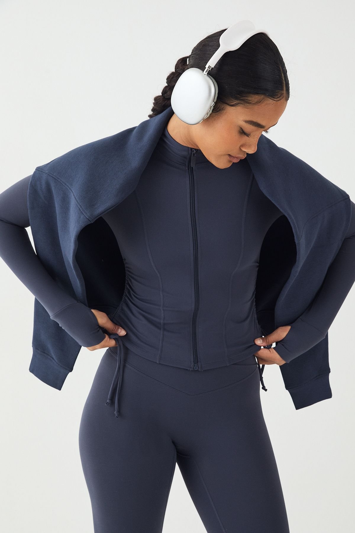 Veste de sport sculptante froncée