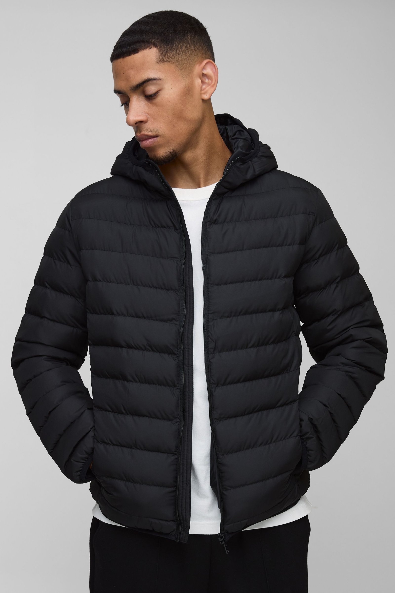 Veste matelassée à capuche Regular Fit zippée