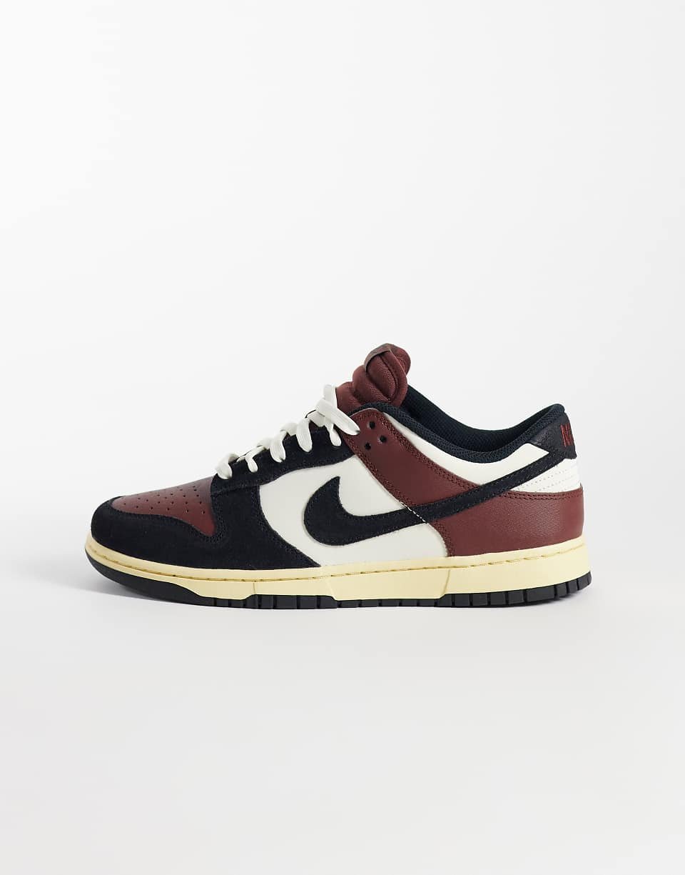 Dunk Low PRM trainers in burgundy and black