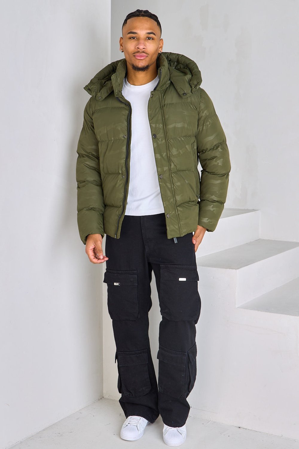 Khaki short camo puffer jacket with hood