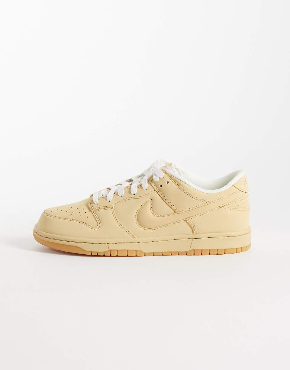 Dunk low Retro PRM baskets en beige clair