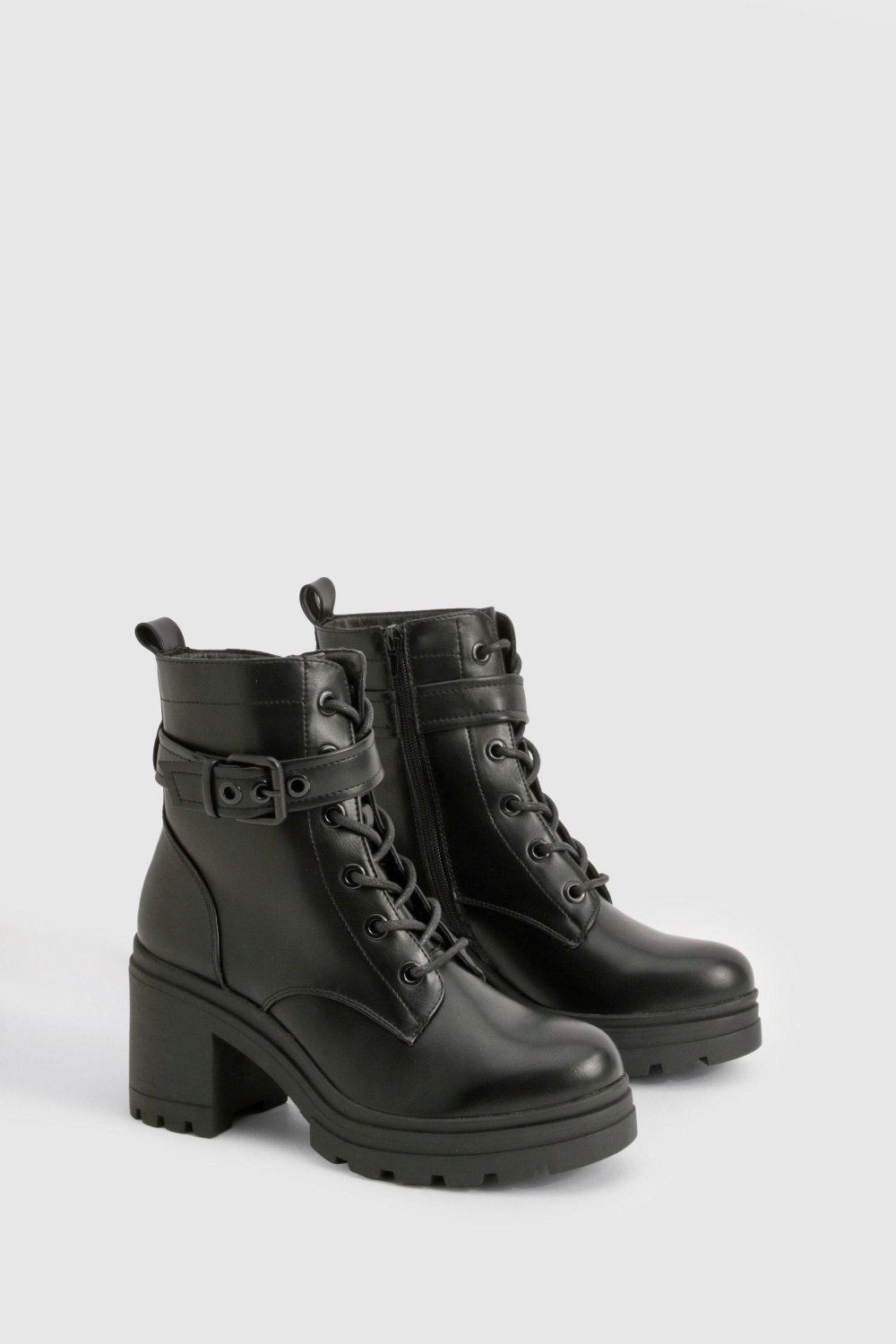 Hiker boots with buckle