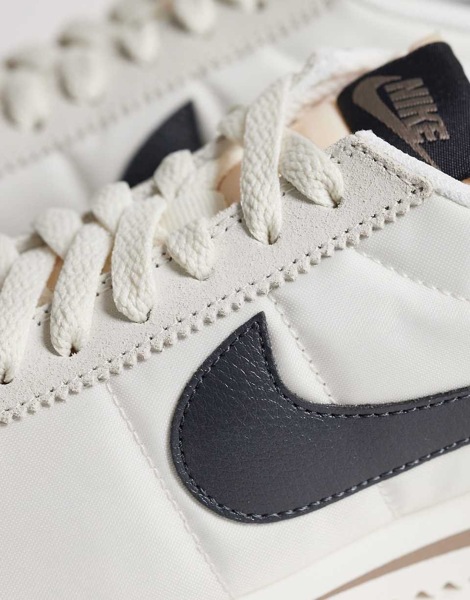 Baskets Cortez daim - Crème w k7el