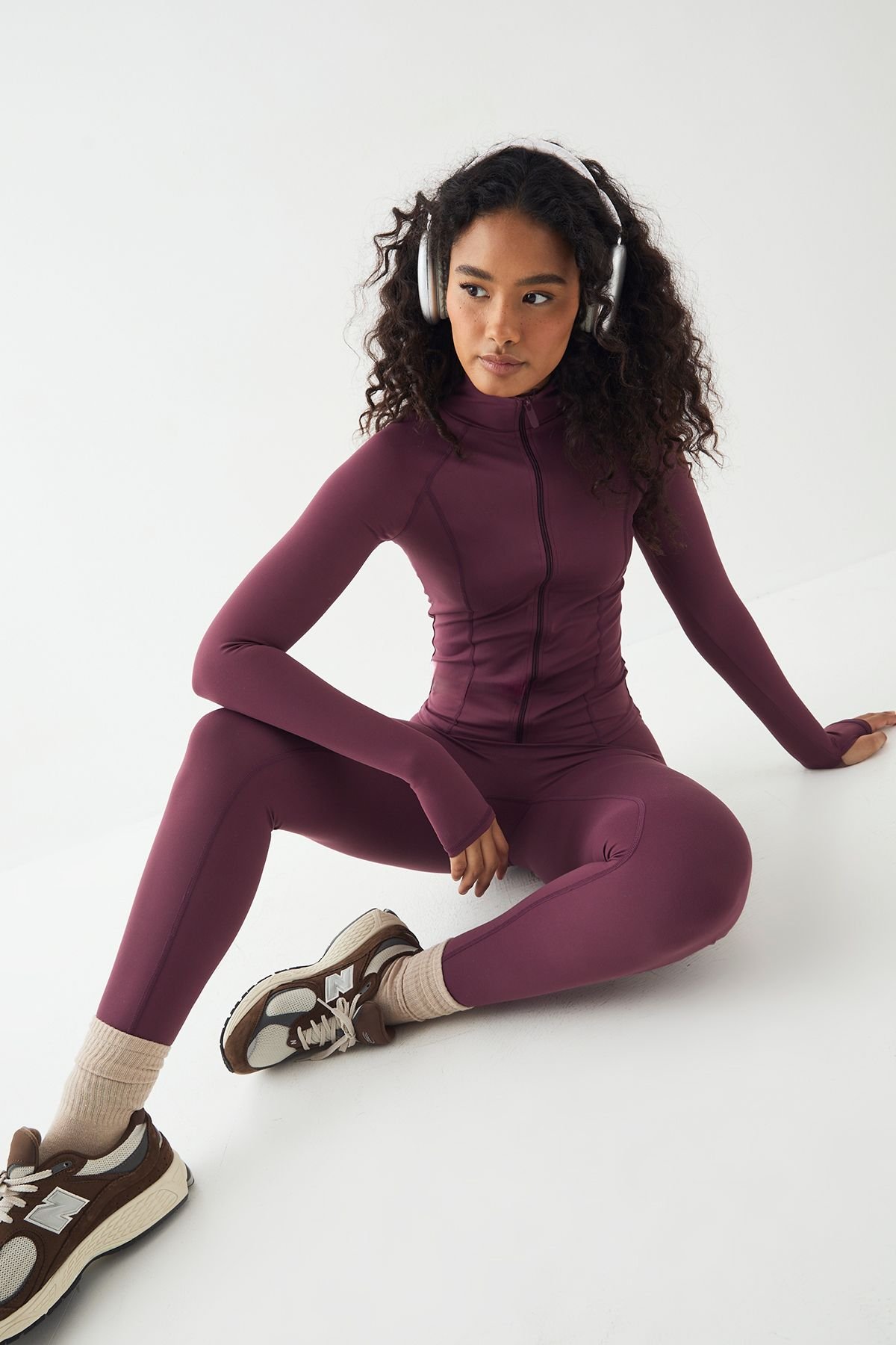 Sculpting seam detail sports leggings - Plum
