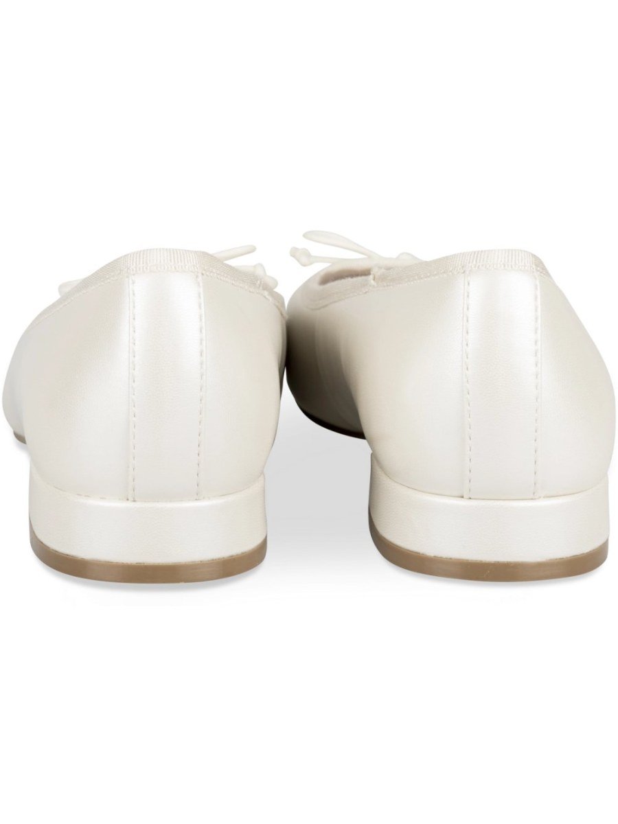 Silver bow ballerinas with low heel