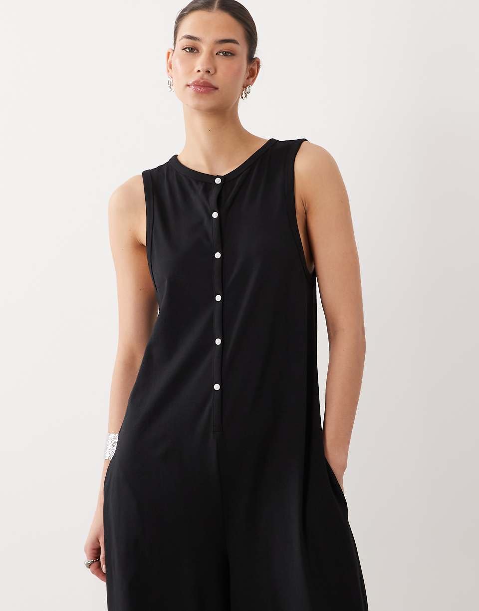 Button-through jumpsuit with pockets - Black