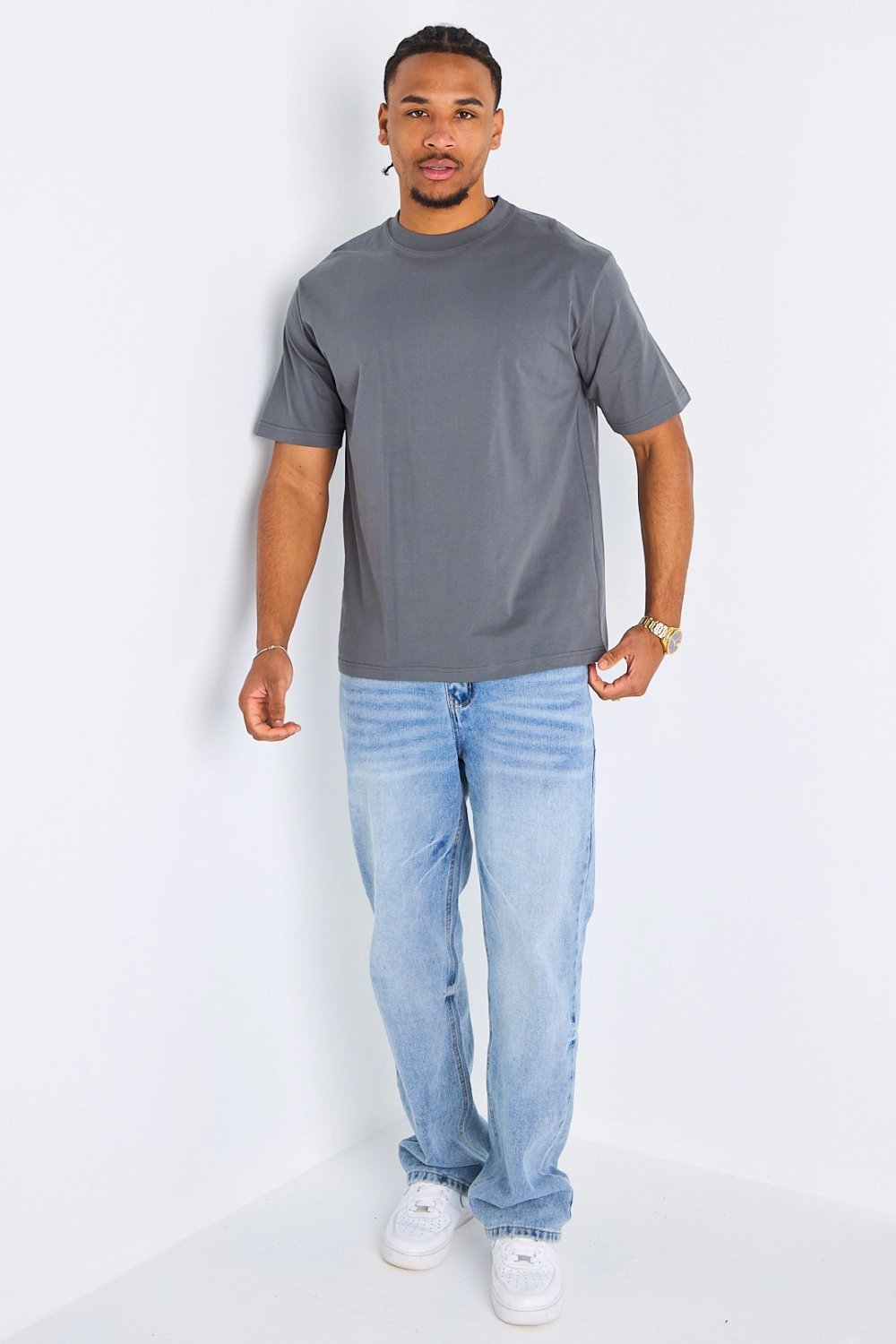 Dark grey oversized basic t-shirt