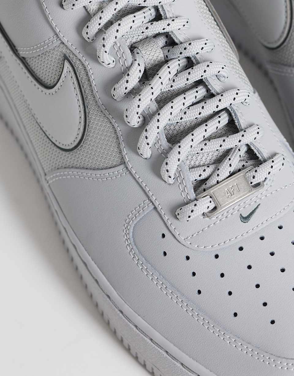 حذاء رياضي Air Force 1 '07 Low LV8 Tech - رمادي