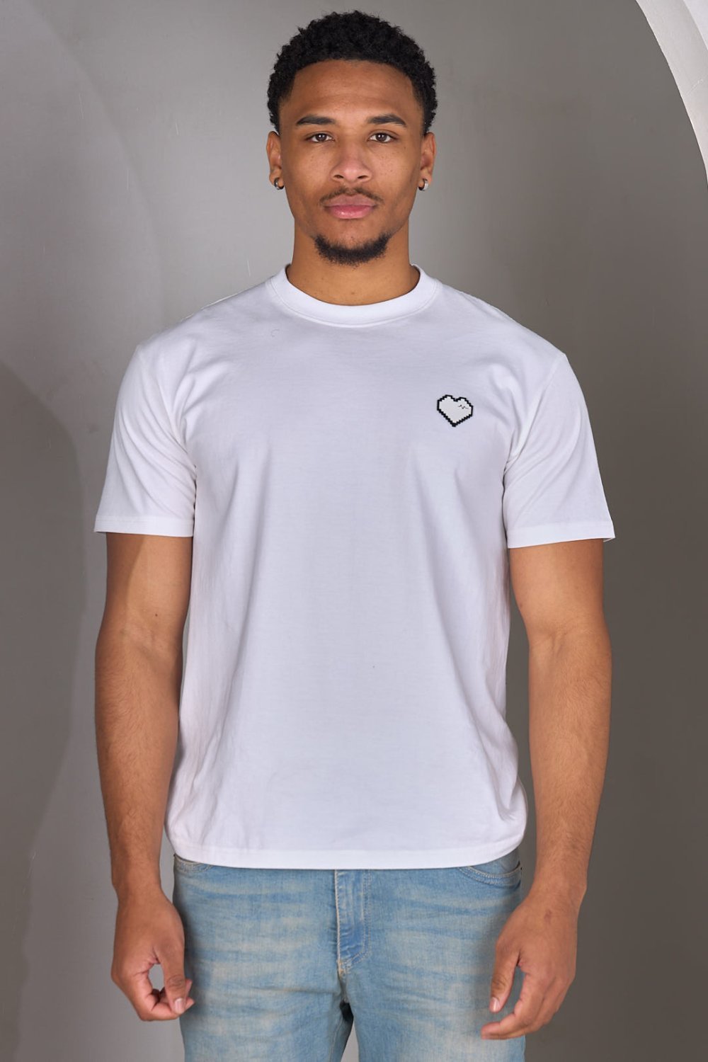 T-shirt b empiècement qalb byed