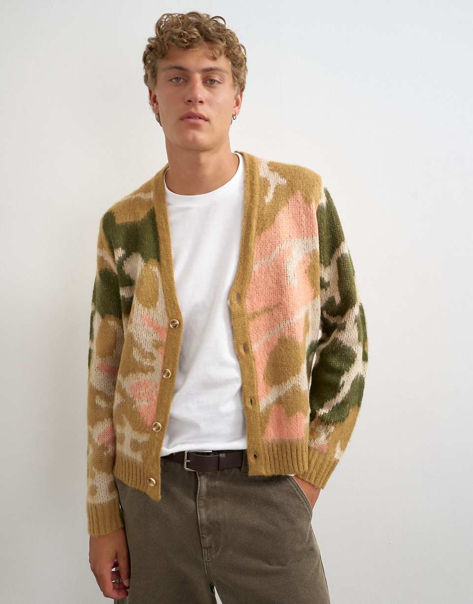 Gilet en maille coupe classique avec motif camouflage abstrait en pierre