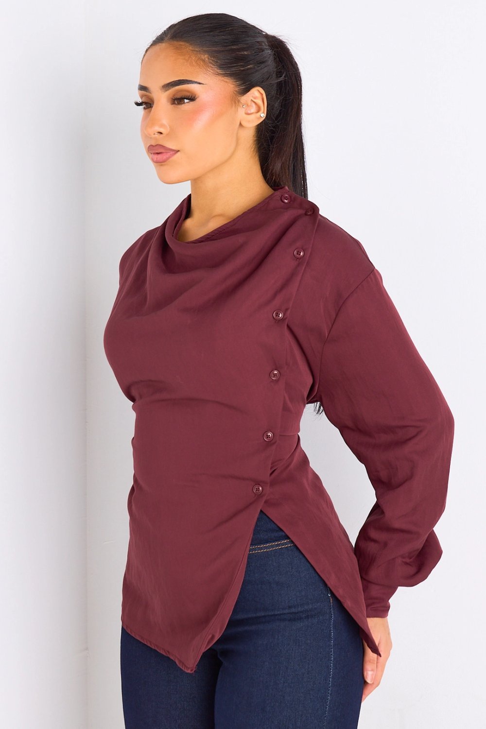 Chemise cintrée ceinturée bordeaux