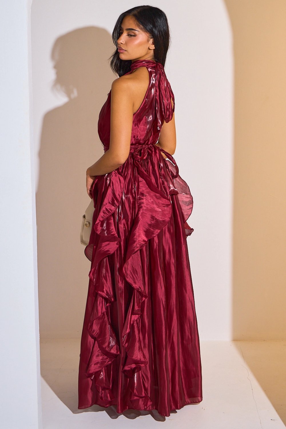 Robe twila satinée b col montant w volants bordeaux