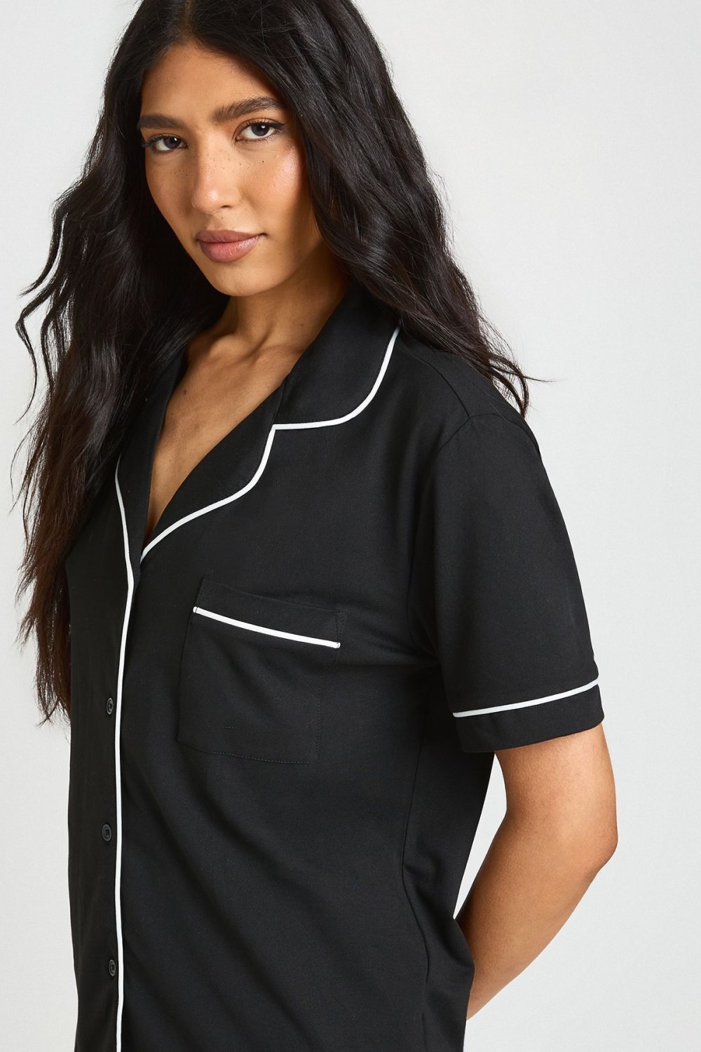 Jersey shirt and shorts pyjama set with piping - Tall