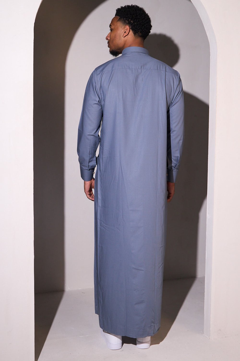 Qamis col montant b boutons mrb3in gris