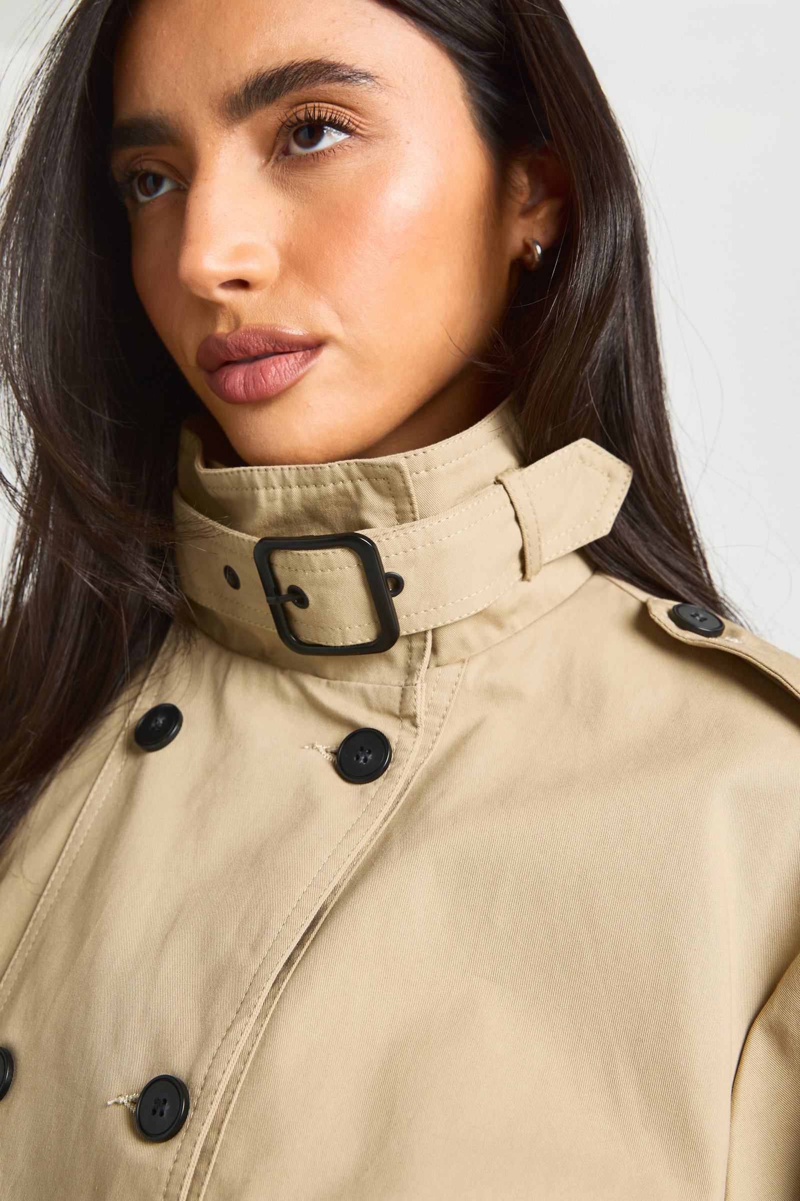 Cropped double-breasted high neck trench