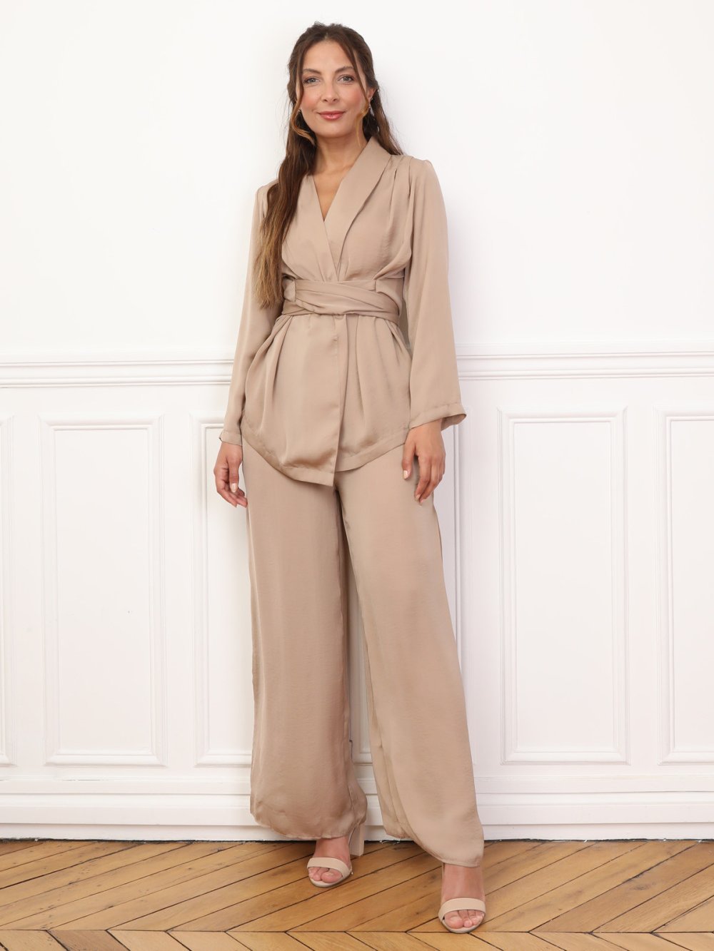 Ensemble kimono et pantalon texturés taupe