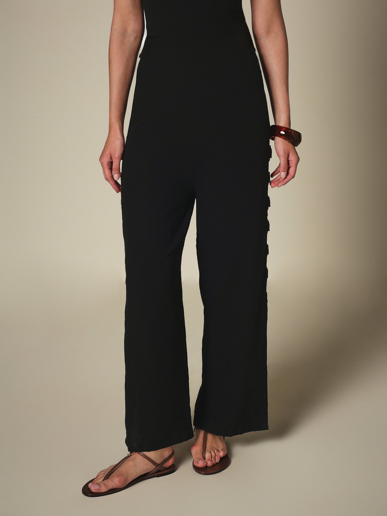 Serwal large taille haute b œillets w fente
