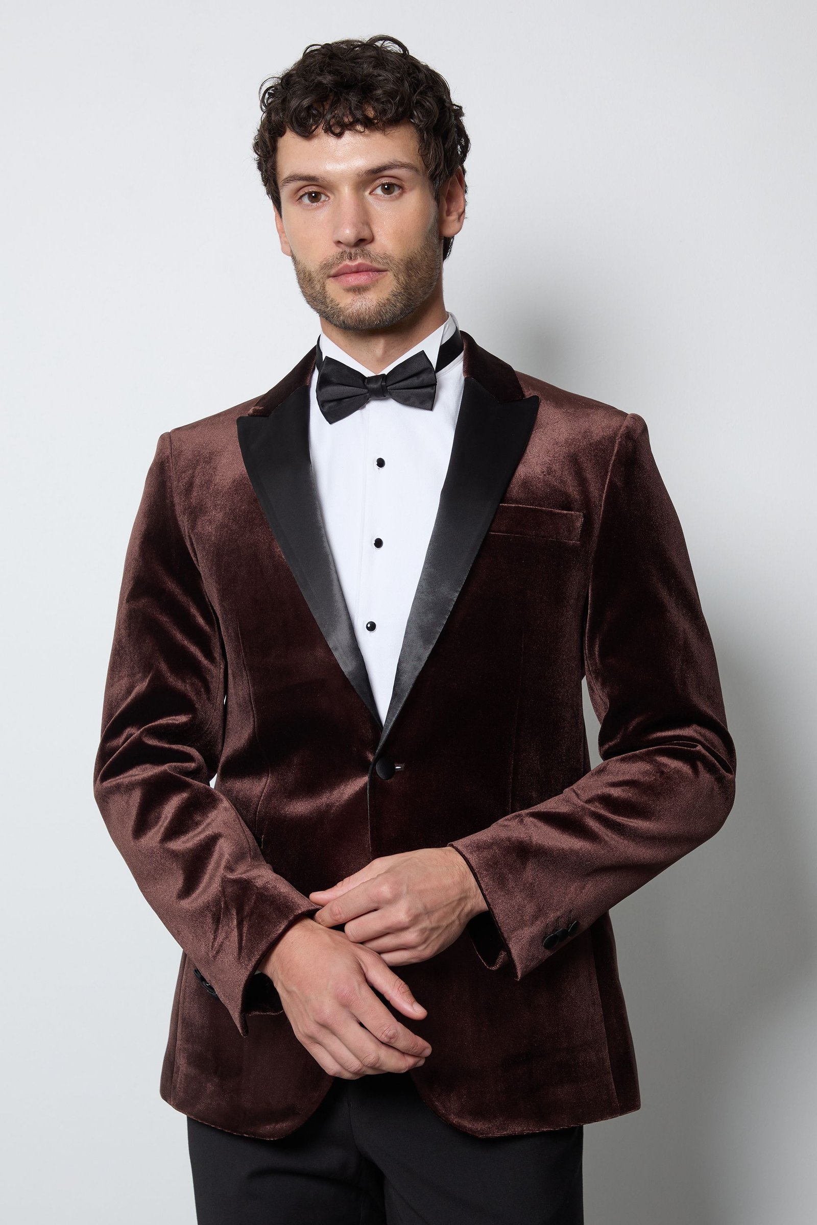 Veste de smoking ajustée en velours chocolat