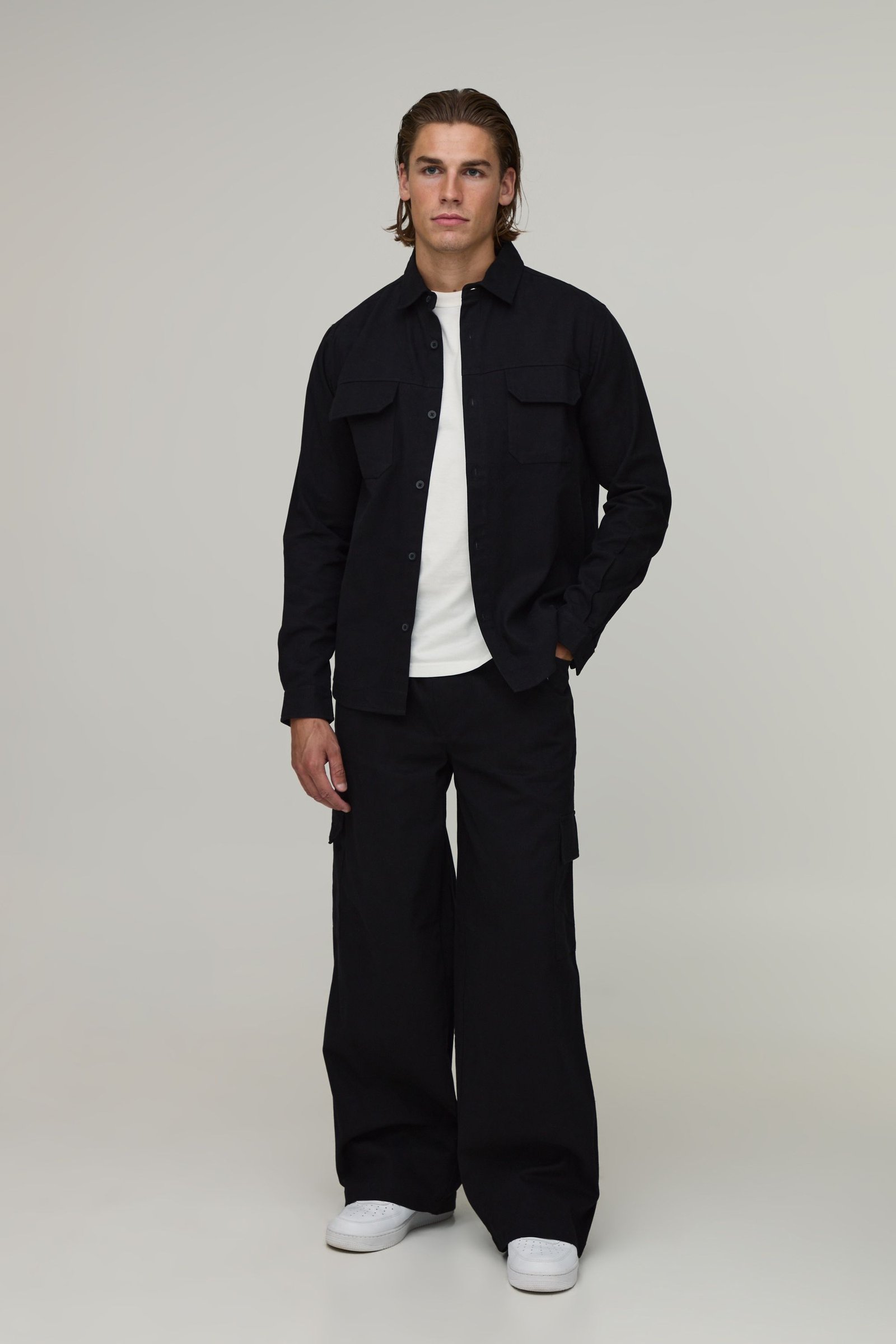 Ensemble Chemise Regular Et Pantalon Cargo Coupe Droite