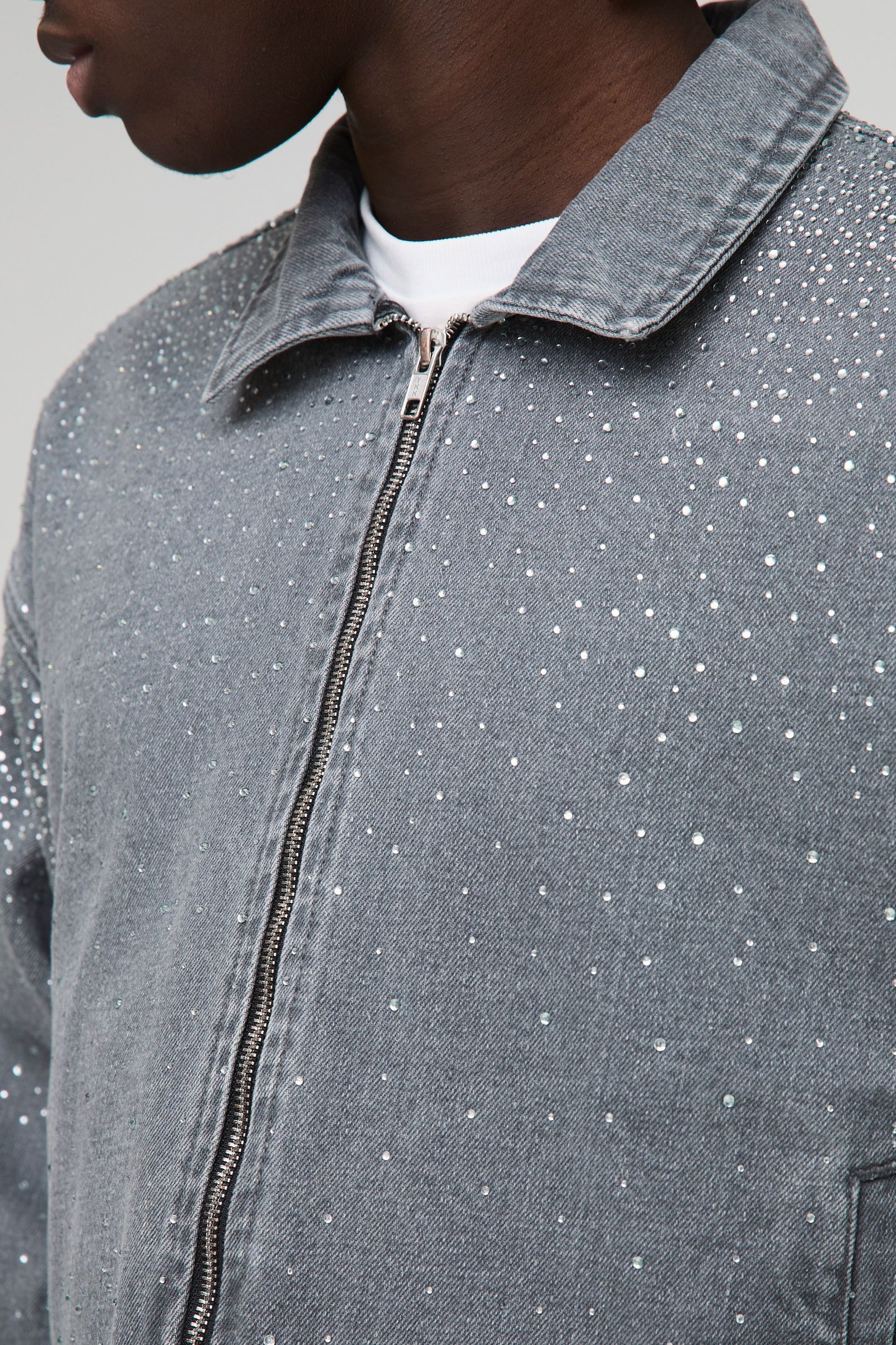 Veste en denim boxy m3ammra b strass