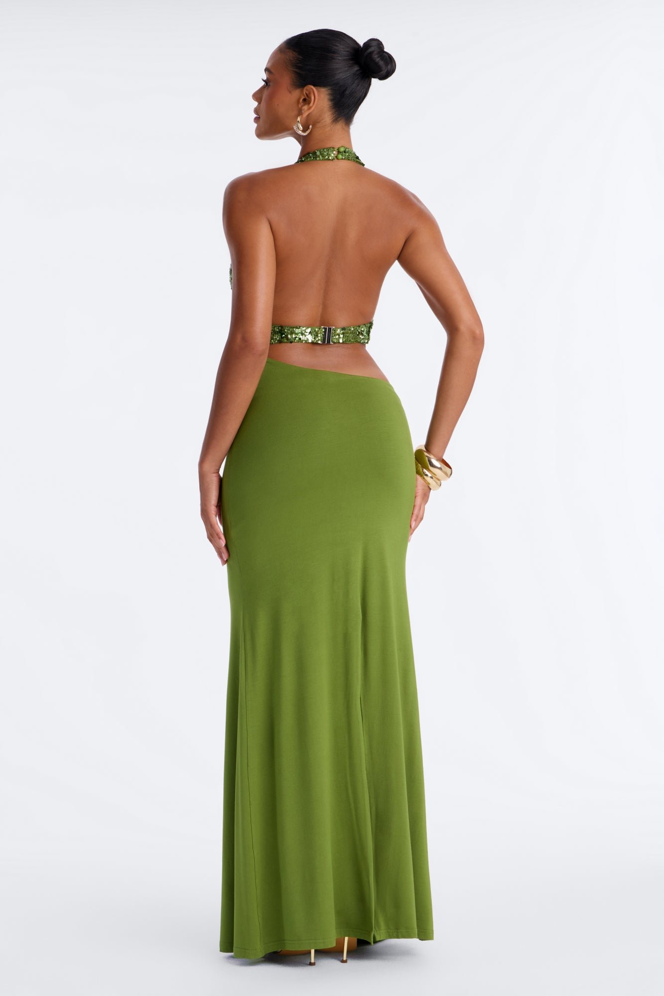 Robe longue à sequins dos nu