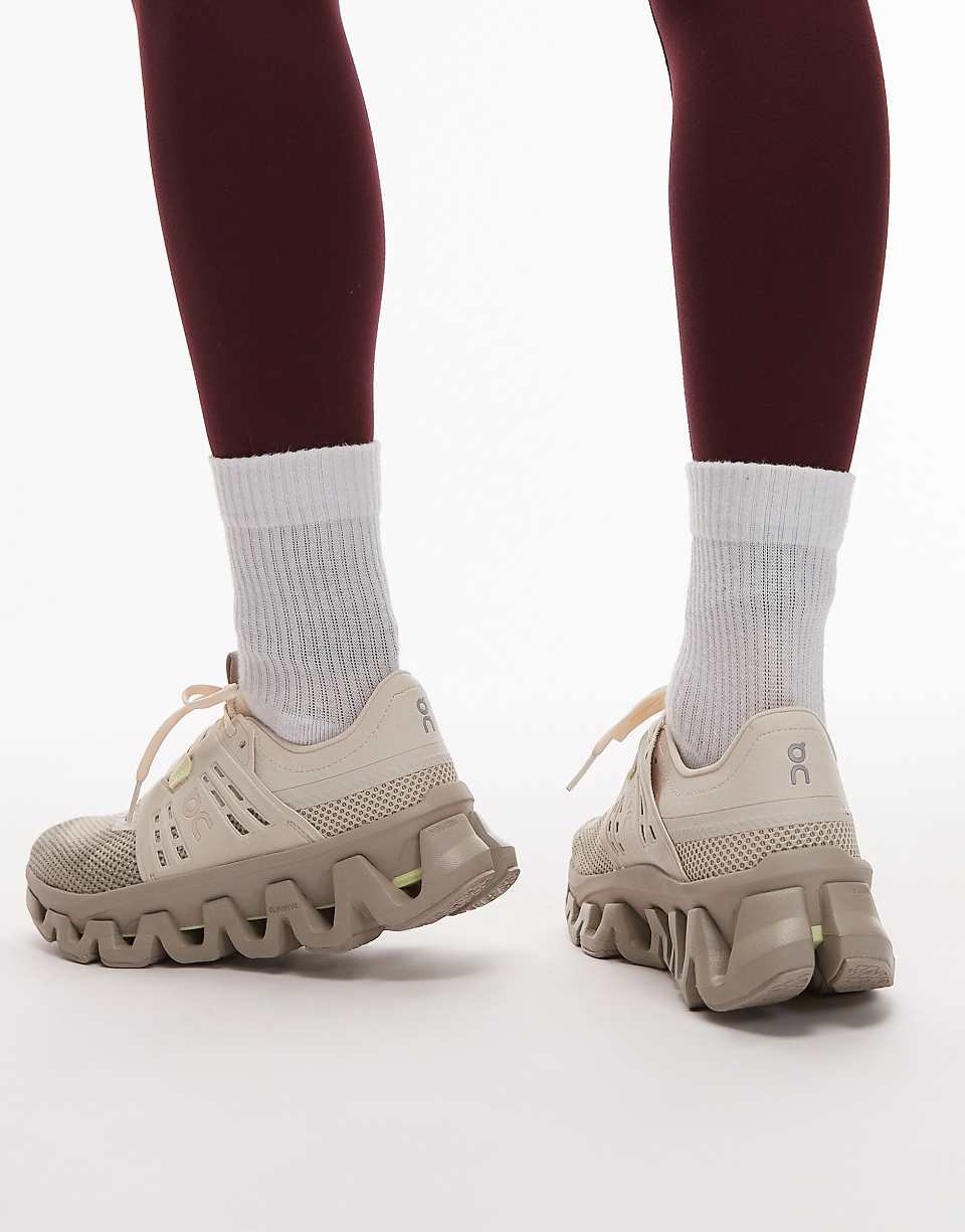 Cloudswift Amp - Basket running - Beige w kaki