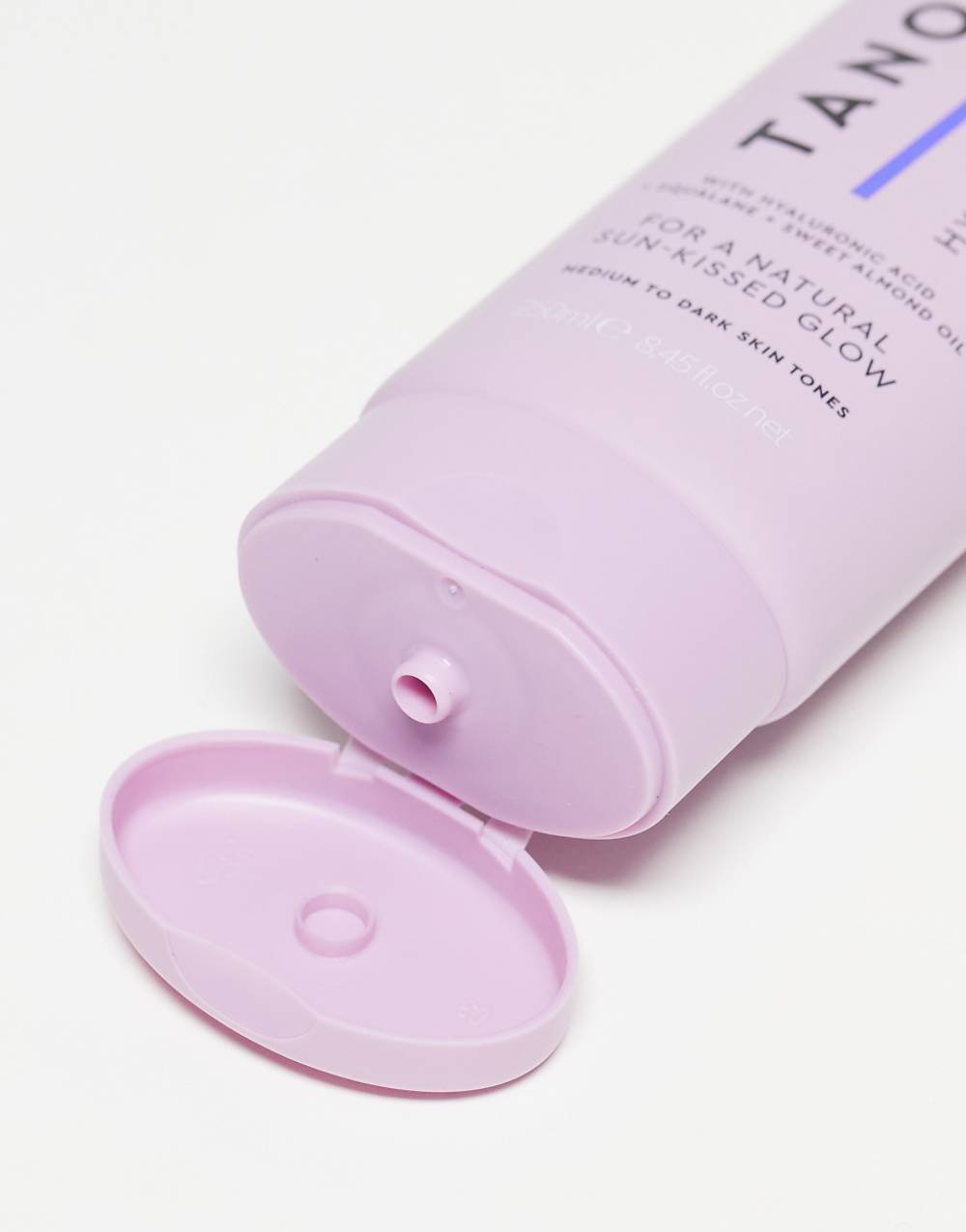 جل سمرة تدريجية Daily Glow - متوسط/داكن - 250 مل
