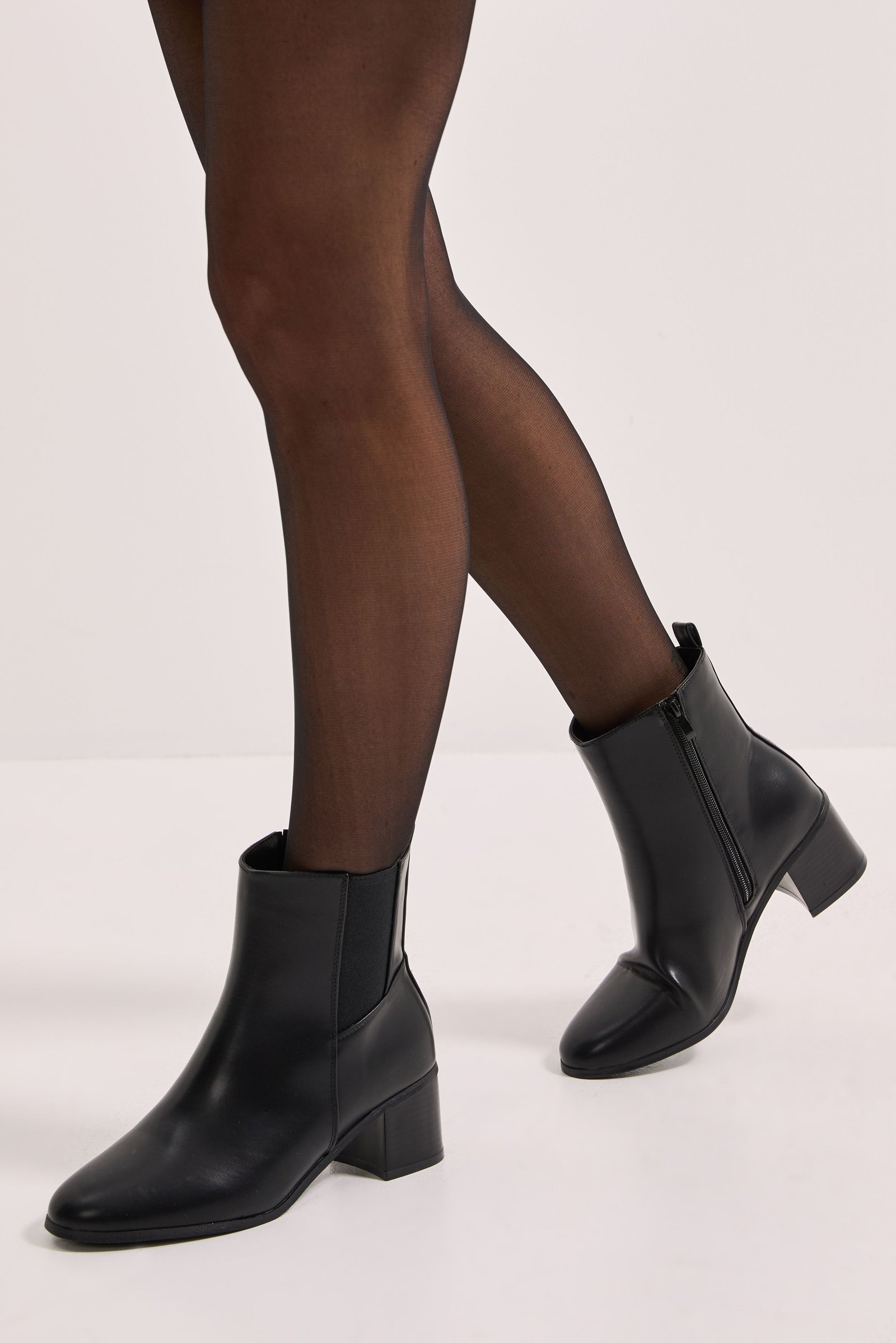 Block heel Chelsea ankle boots - Wide fit