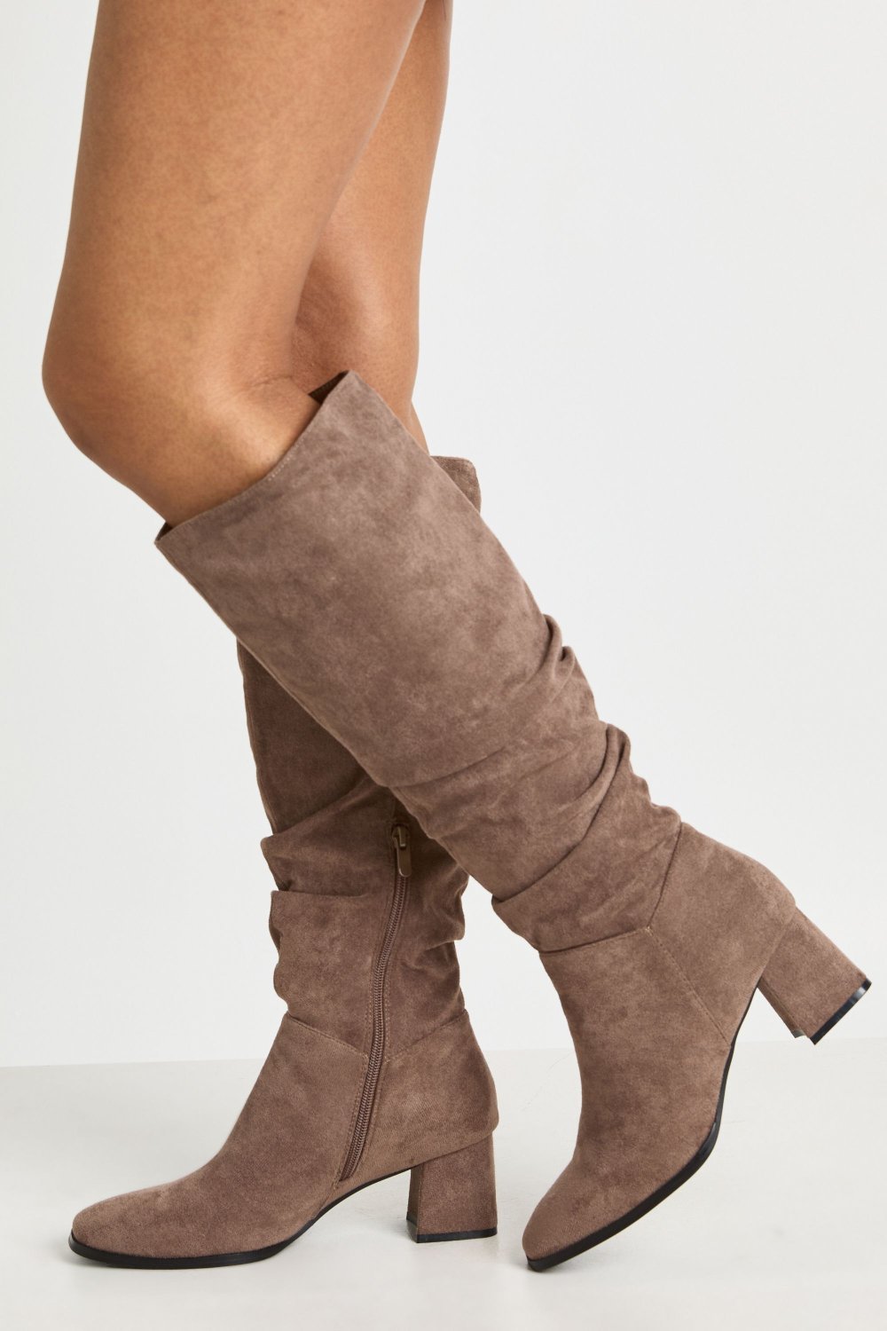 Bottes hautes en suédine à talon bloc