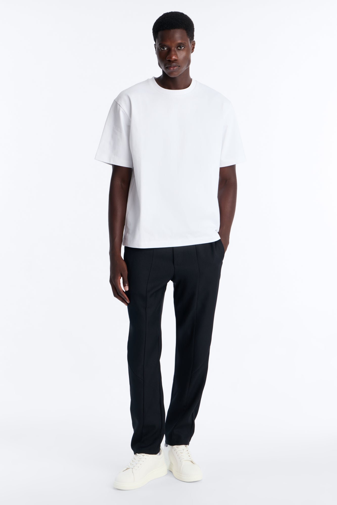 Pantalon slim en sergé à taille hybride