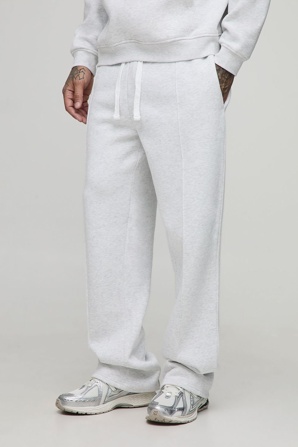 Joggers longs décontractés avec détails de couture à plis pincés