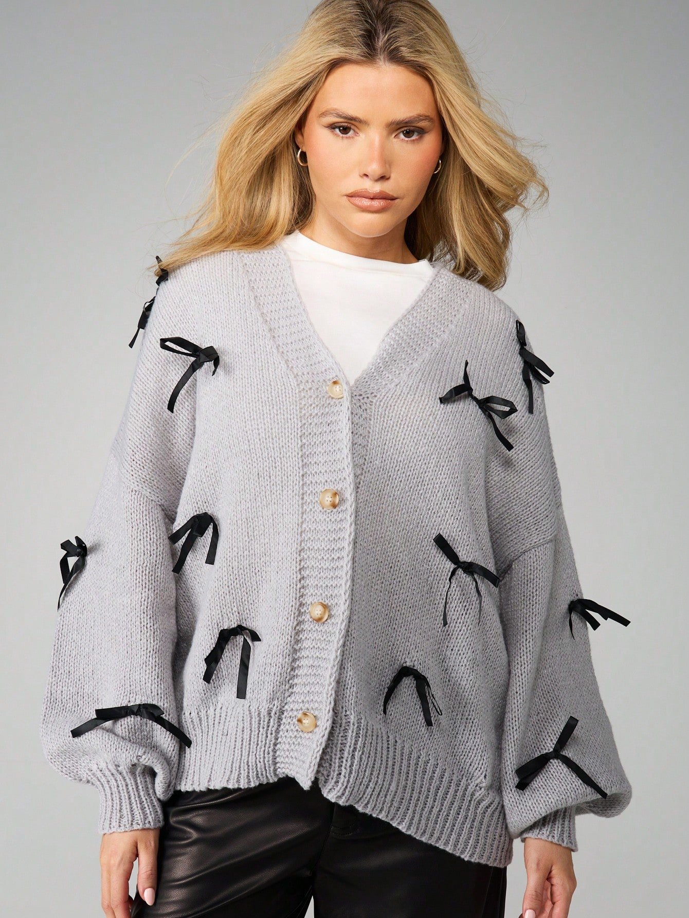 Cardigan oversize avec détails nœud