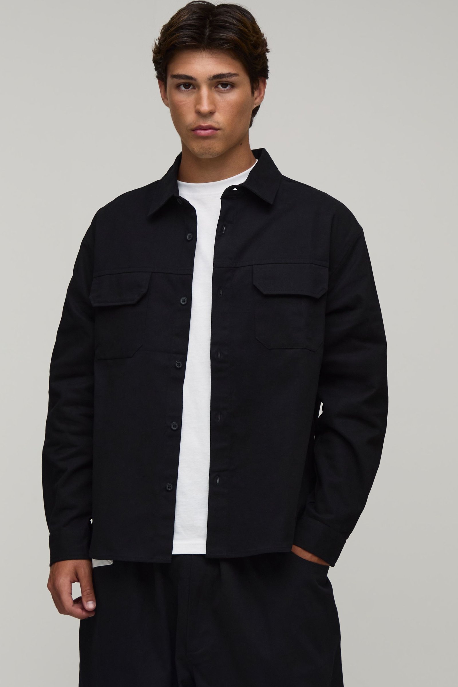 Ensemble chemise oversize w pantalon cargo parachute
