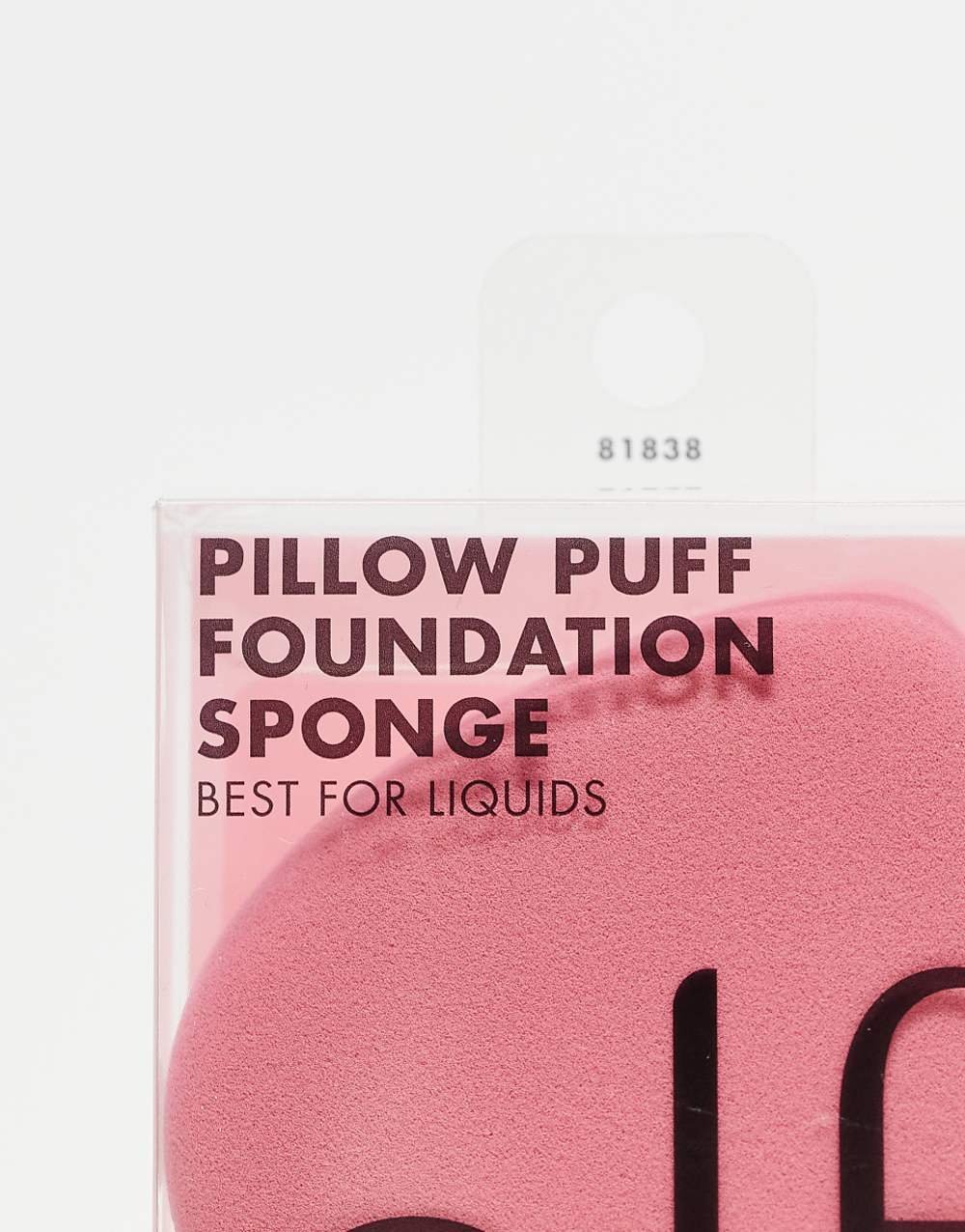 Make-up sponge for cream and liquid foundation