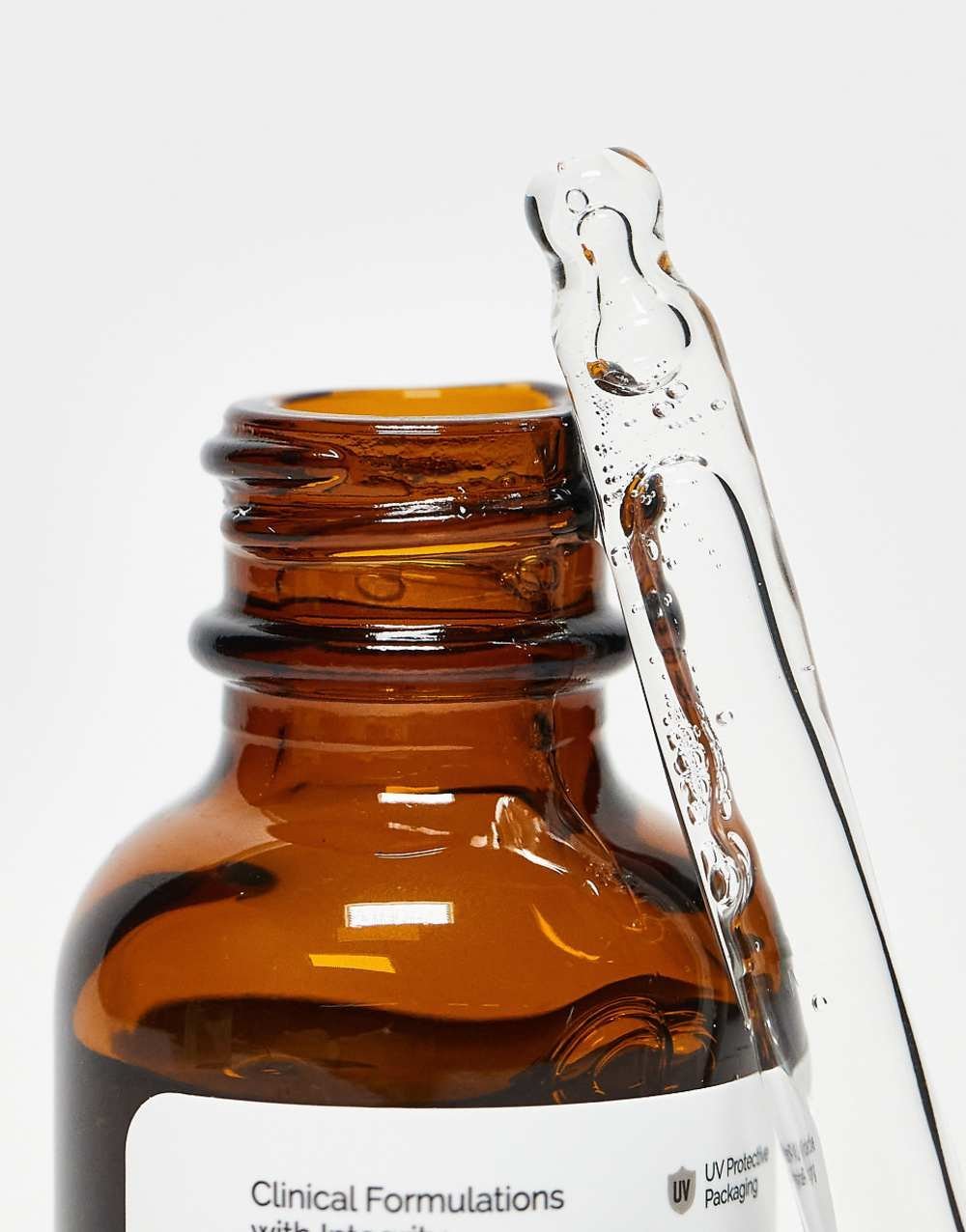 Sérum acide hyaluronique et arbutine 2 % - 30 ml