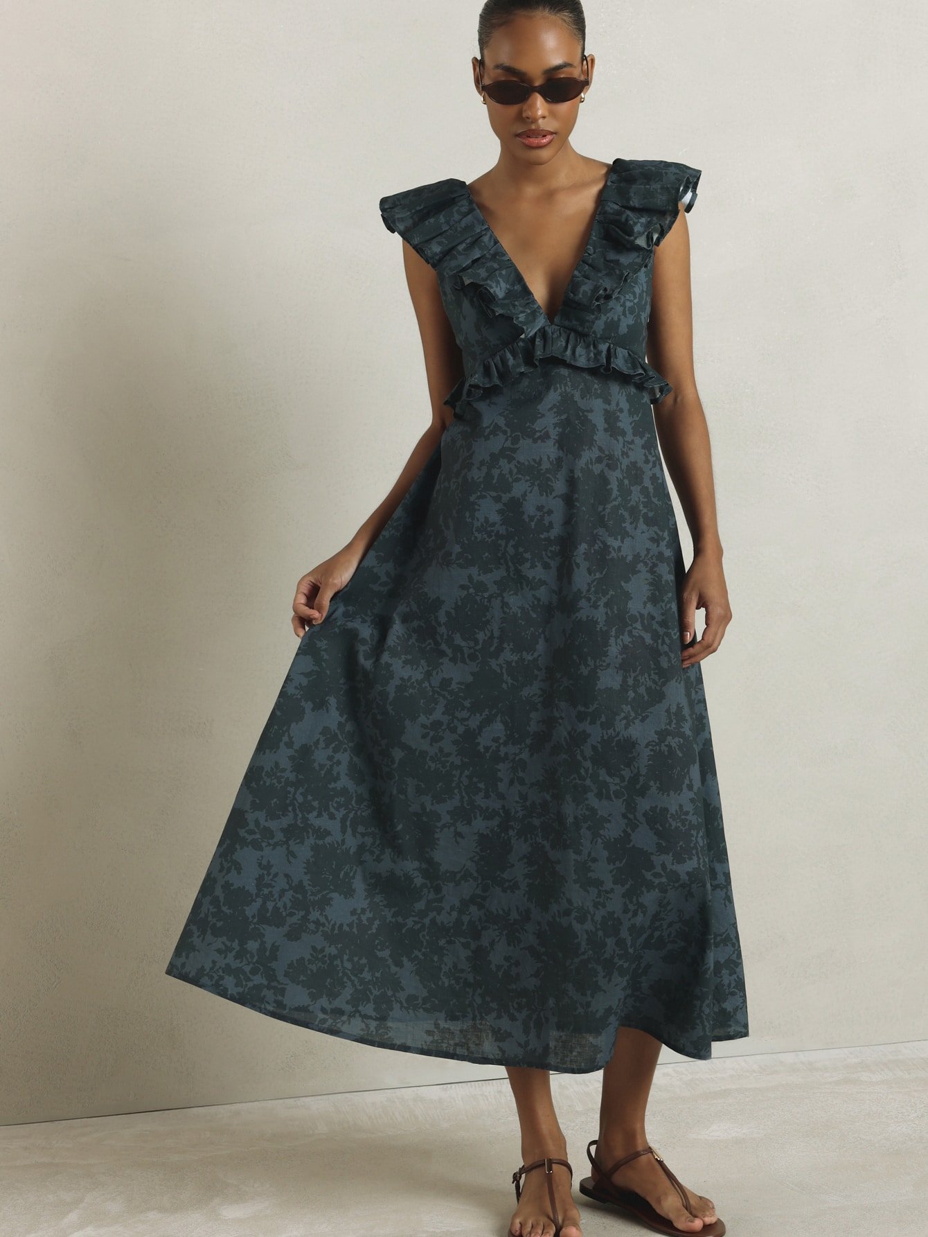 Robe Midaxi En Jacquard Floral Avec Décolleté Profond
