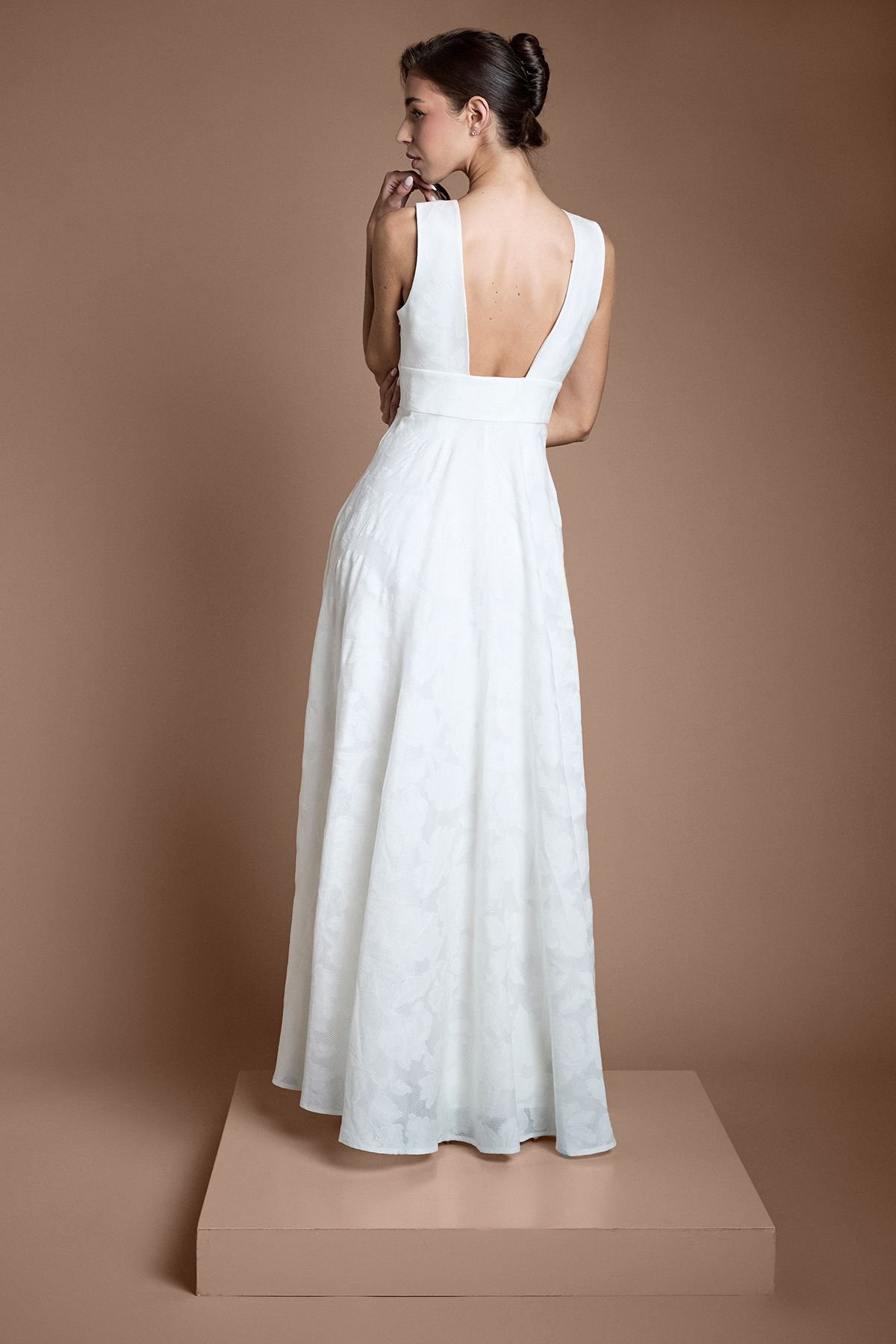 Robe dial l3ers wass3a b dentelle dial lwrod