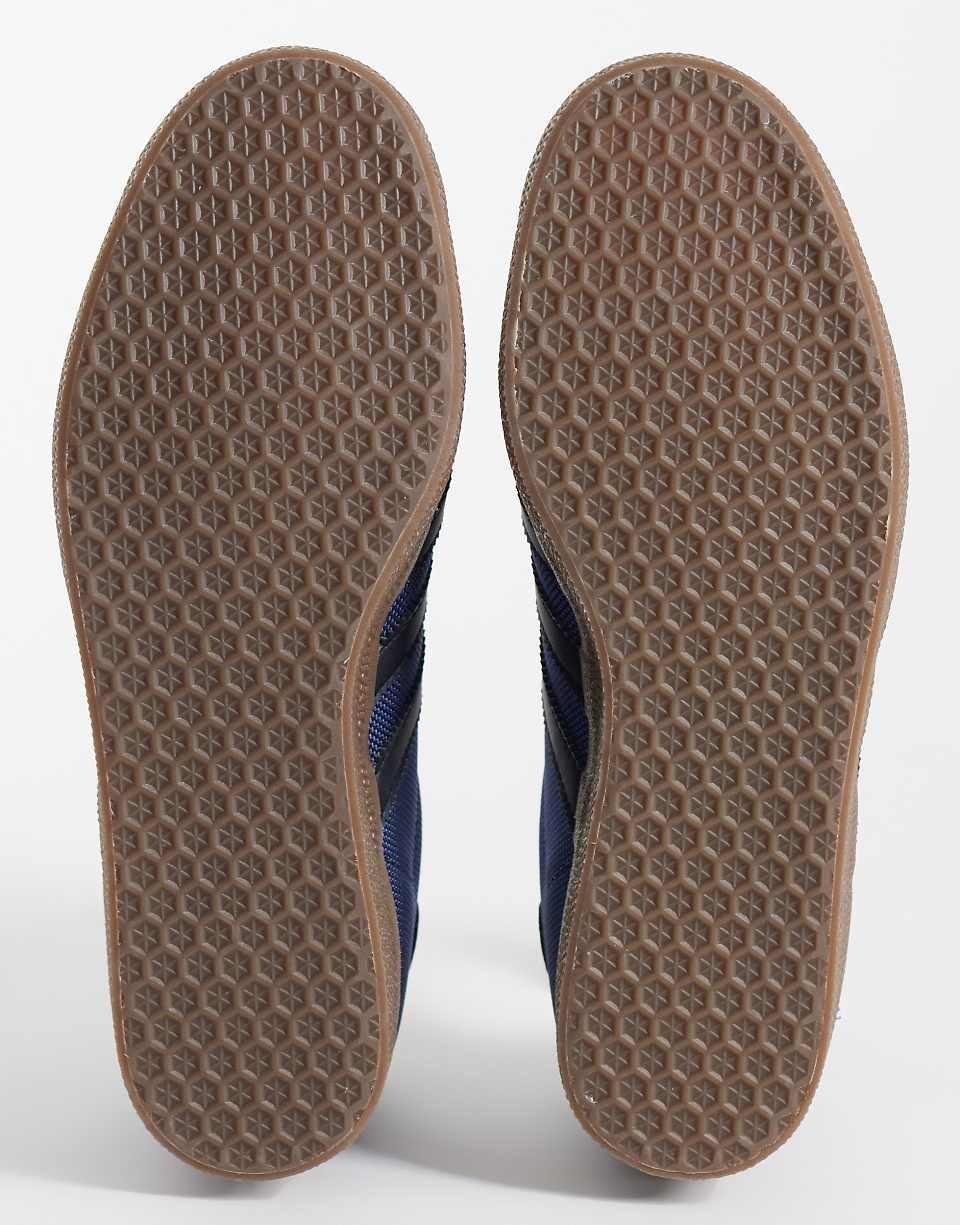 Gazelle trainers in blue and black