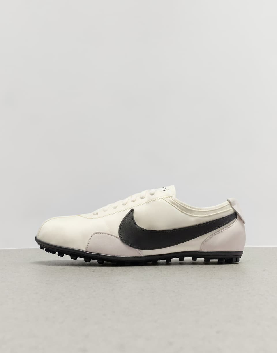 Moon Shoe trainers in cream and black