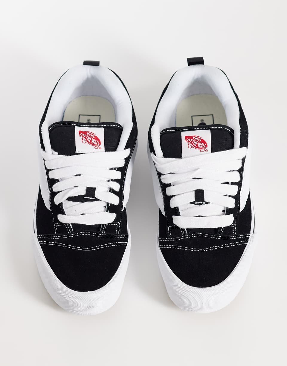 Baskets Knu Skool noir et blanc