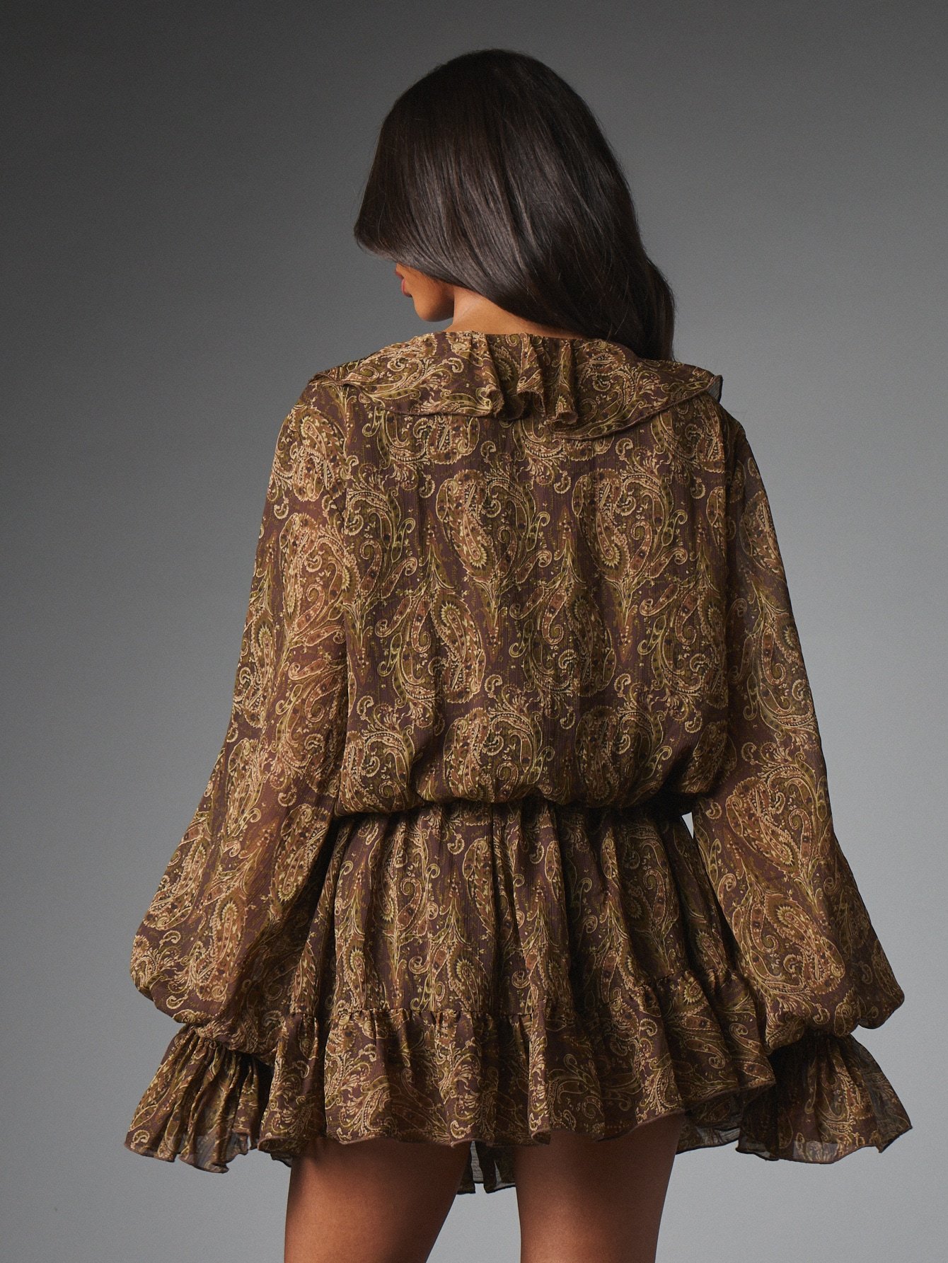 Mini robe paisley en mousseline à manches cloche