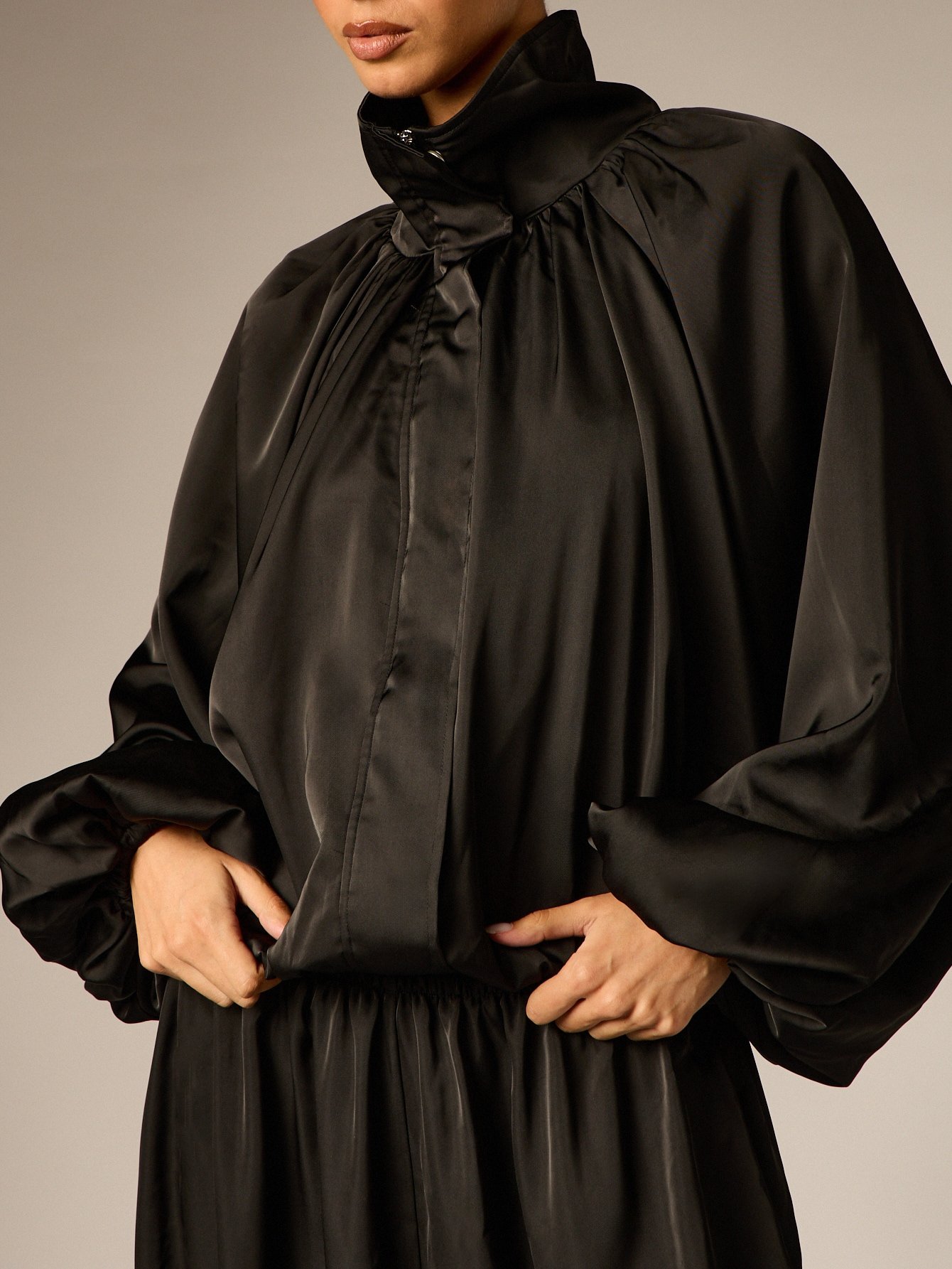 Satin kimono jacket with balloon sleeves