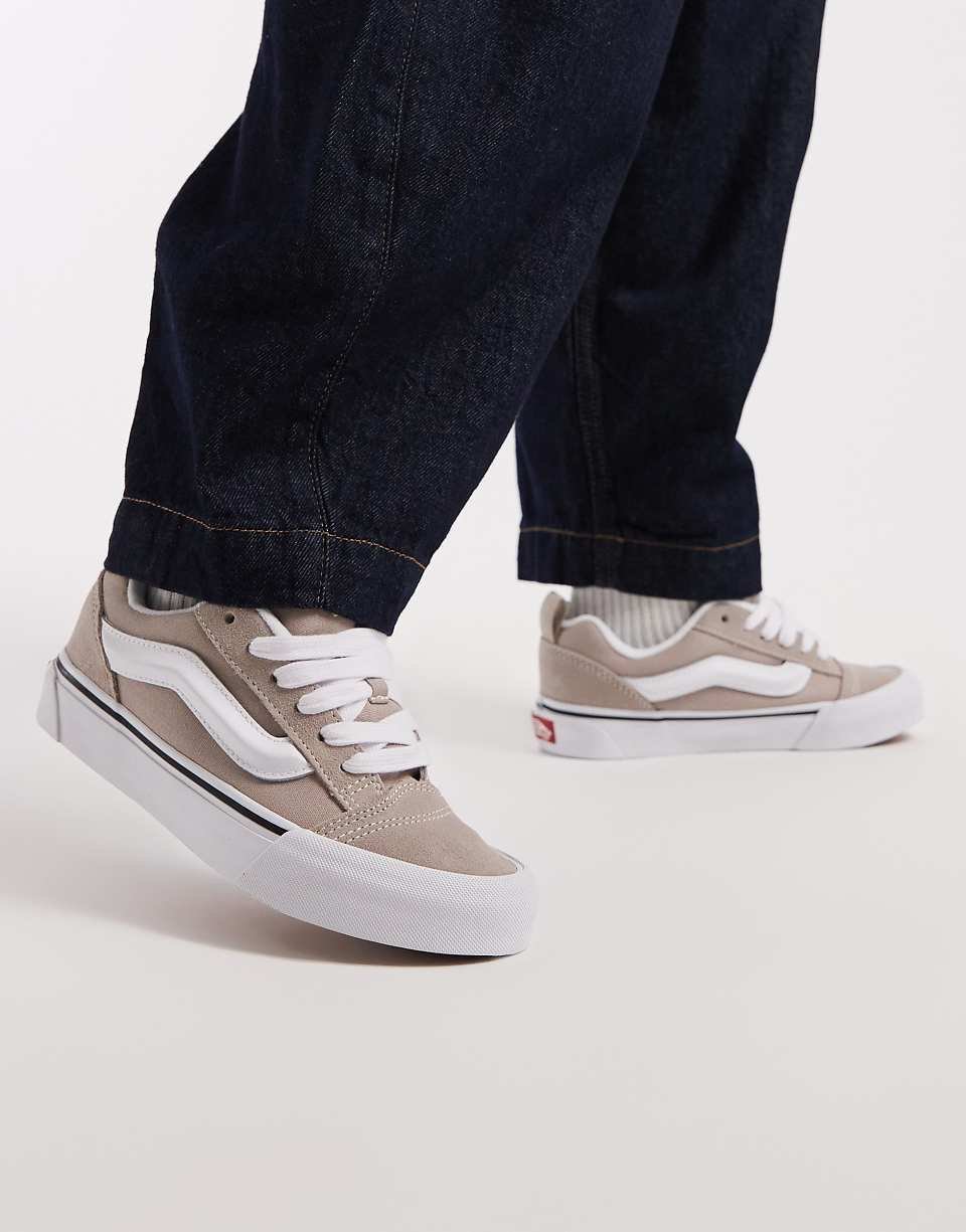 Knu Skool trainers in taupe