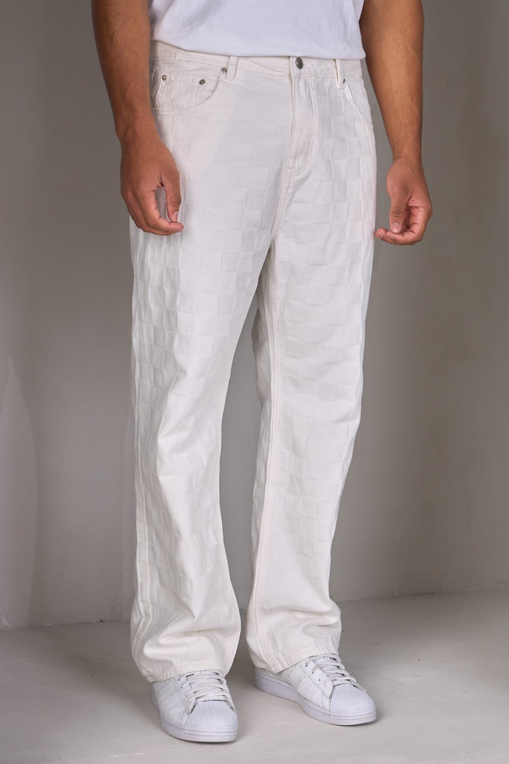 White loose checked jeans